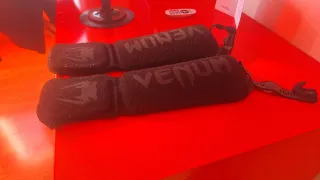 Espinilleras Venum Tela Muay Thai Kick Boxing