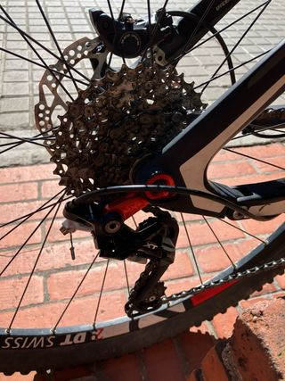 Bicicleta Cube AMS Carbono MTB 29