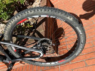 Bicicleta Cube AMS Carbono MTB 29