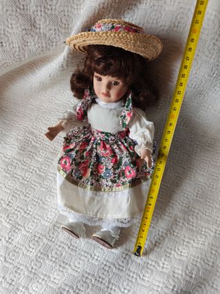 Muñeca de porcelana vintage antigua coleccionable