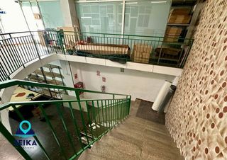 Local comercial en venta en Singuerlín - Can Franquesa - Les Oliveres en Santa Coloma de Gramanet