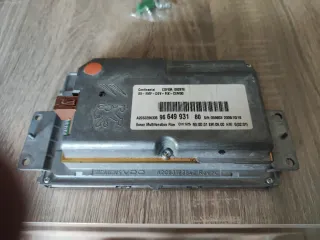 Pantalla LCD Peugeot 407 Estropeada