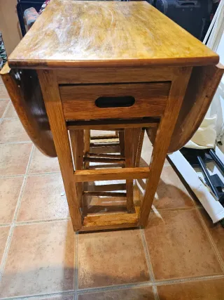 Mesa plegable con cajones con 2 taburete madera