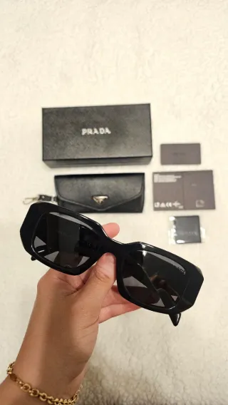 Occhiali da sole Prada neri