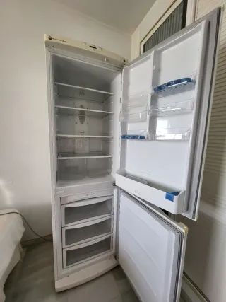 Frigorífico LG con congelador