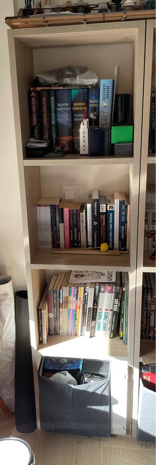 Estantería de madera 4 huecos