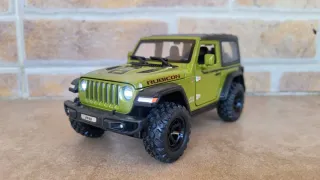 Jeep Wrangler Rubicon a escala