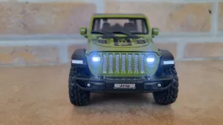 Jeep Wrangler Rubicon a escala