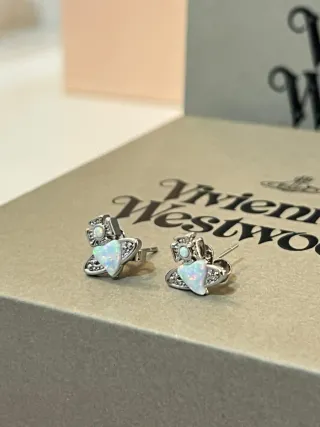 Pendientes Vivienne Westwood Corazón Opal