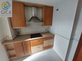 Piso en venta en La Granja-La Colina-Los Pastores en Algeciras