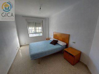 Piso en venta en La Granja-La Colina-Los Pastores en Algeciras