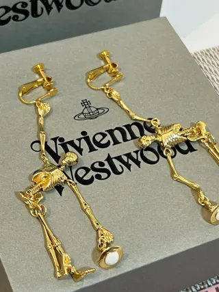 Pendientes Vivienne Westwood Esqueleto Dorado