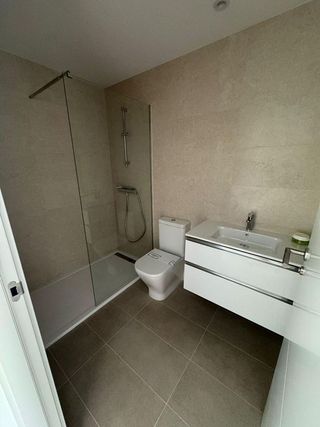 Piso en alquiler en Paus - Poligono San Blas en Alicante