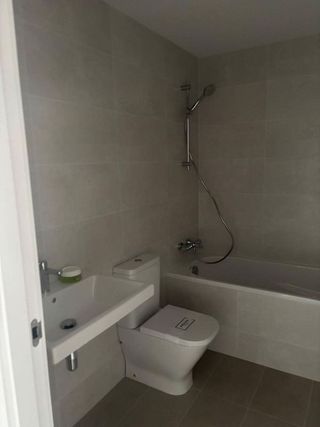 Piso en alquiler en Paus - Poligono San Blas en Alicante