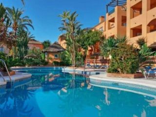 Piso en venta en Calahonda en Mijas