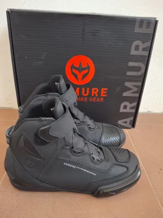 Botas Moto ARMURE Negras Poco Uso N42