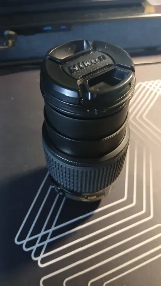 Objetivo Nikon 55-200mm