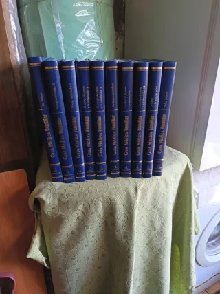 GUIA MEDICA FAMILIAR (10 VOLS.)