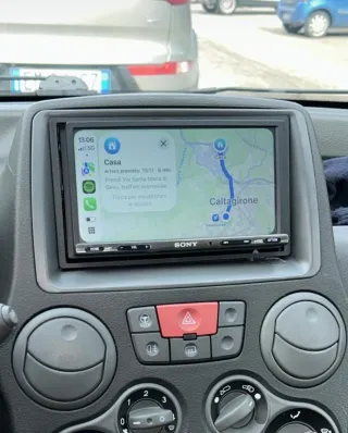 Vendo stereo auto modello sony 2 din