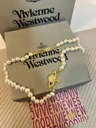 Collar Vivienne Westwood perlas y oro