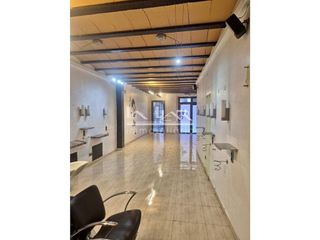 Local comercial en venta en Santa Clara-Caputxins-Hospital en Vic