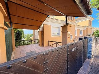 Casa pareada en alquiler en Los Monteros - Bahía de Marbella en Marbella