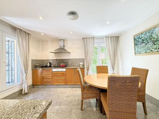 Casa pareada en alquiler en Los Monteros - Bahía de Marbella en Marbella