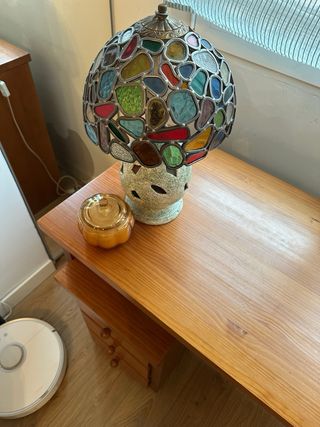 Escritorio madera y mesita 3 cajones