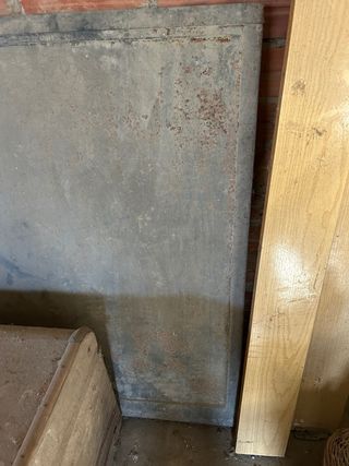 Puerta exterior de hierro