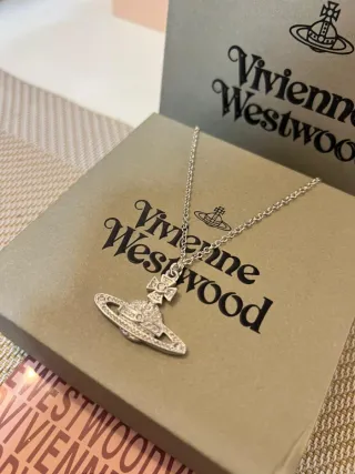 Collar Vivienne Westwood Plata