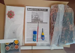 Maqueta Revell H.M.S. Victory 1:225