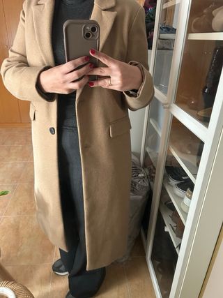 Abrigo camel Stradivarius Talla XL