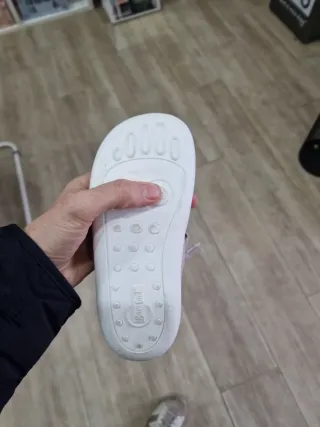 Zapatilla Chetto beige