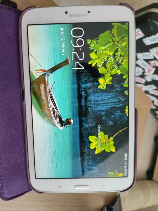 Samsung Galaxy Tab 3 Blanca con Funda