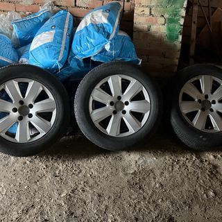 Llantas Audi 16 225/55 R16 99Y con sus neumaticos