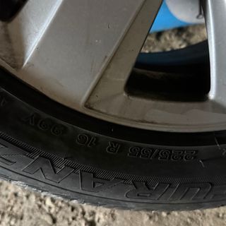 Llantas Audi 16 225/55 R16 99Y con sus neumaticos