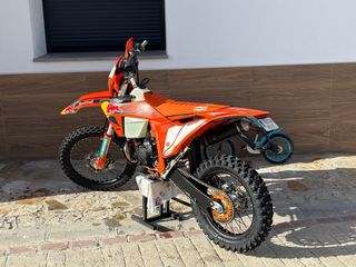 KTM 300 Año 2025 Enduro/Motocross t