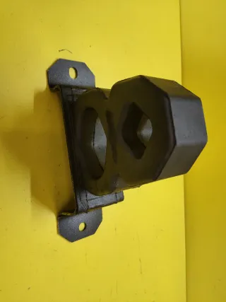 SOPORTE TRASERO BUFFER NISSAN NAVARA PATHFINDER