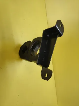 SOPORTE TRASERO BUFFER NISSAN NAVARA PATHFINDER