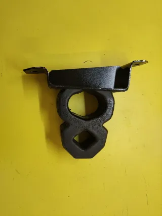 SOPORTE TRASERO BUFFER NISSAN NAVARA PATHFINDER