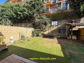 Casa adosada en venta en Escala, L´