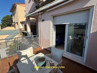 Casa adosada en venta en Escala, L´