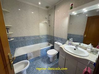 Casa adosada en venta en Escala, L´