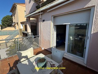 Casa adosada en venta en Escala, L´