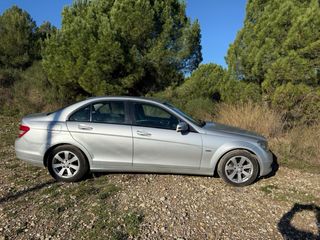 Mercedes-Benz Clase C 2011