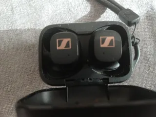 Cascos Inalámbricos Sennheiser Negros