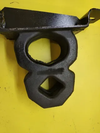 SOPORTE TRASERO BUFFER NISSAN NAVARA PATHFINDER