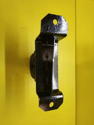 SOPORTE TRASERO BUFFER NISSAN NAVARA PATHFINDER