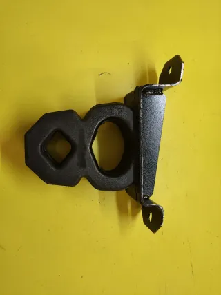 SOPORTE TRASERO BUFFER NISSAN NAVARA PATHFINDER