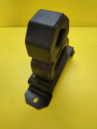 SOPORTE TRASERO BUFFER NISSAN NAVARA PATHFINDER